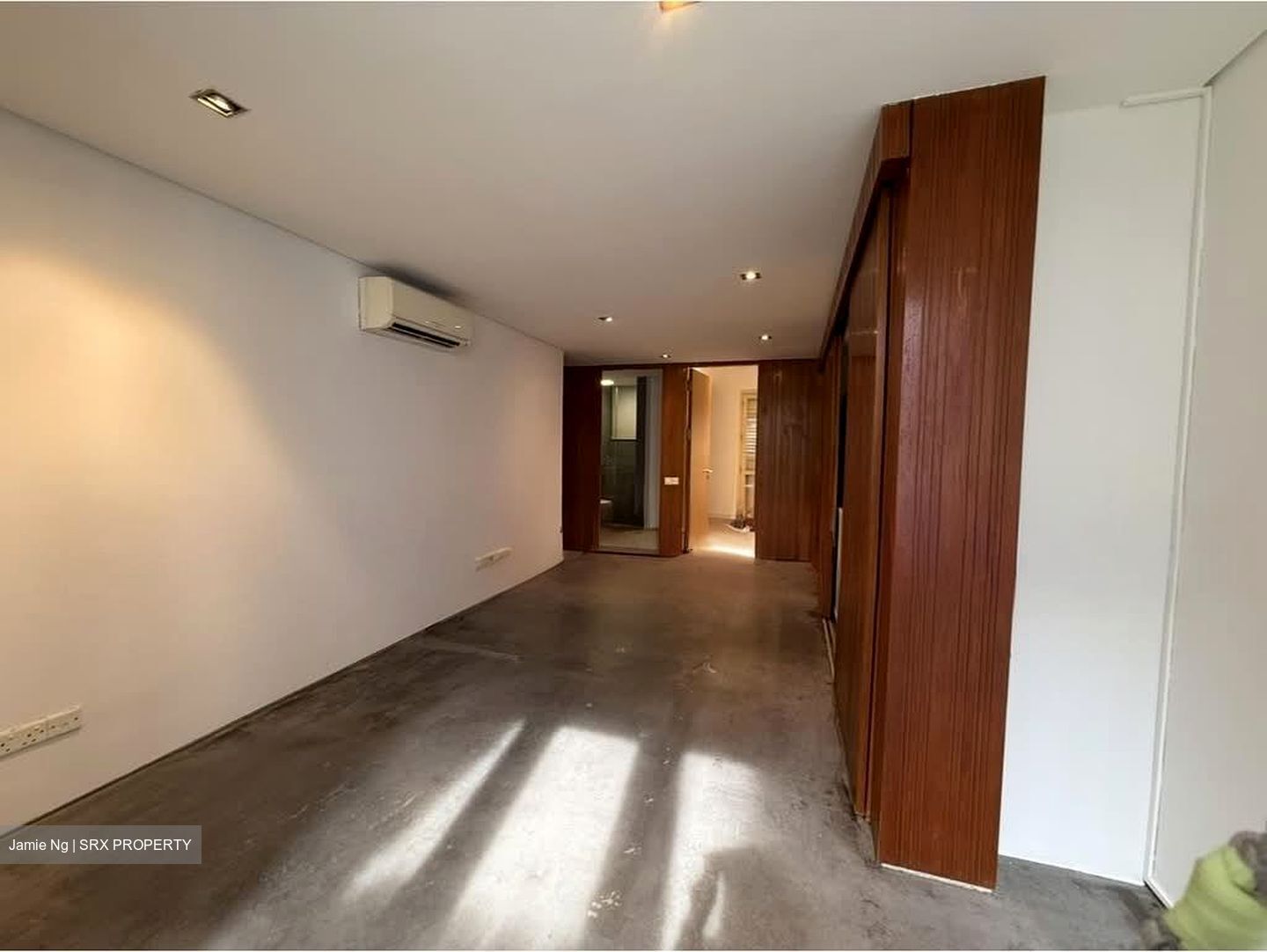 Mohamed Sultan Road (D9), Office #625425871